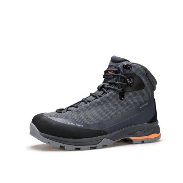 snow-hawk-shoes